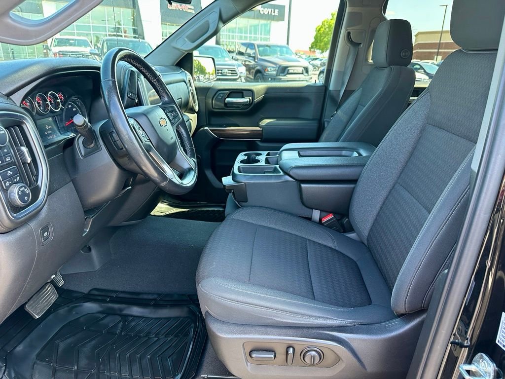 Used 2021 Black Chevrolet LT image 13