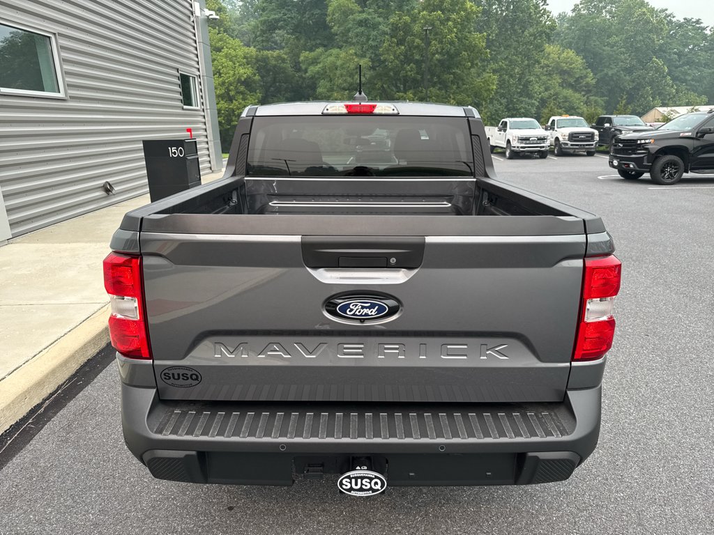 New 2026 Carbonized Gray Metallic Ford XLT image 10