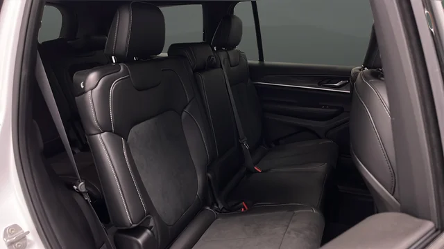 New 2026 Bright White Clear-Coat Exterior Paint Jeep Altitude image 26