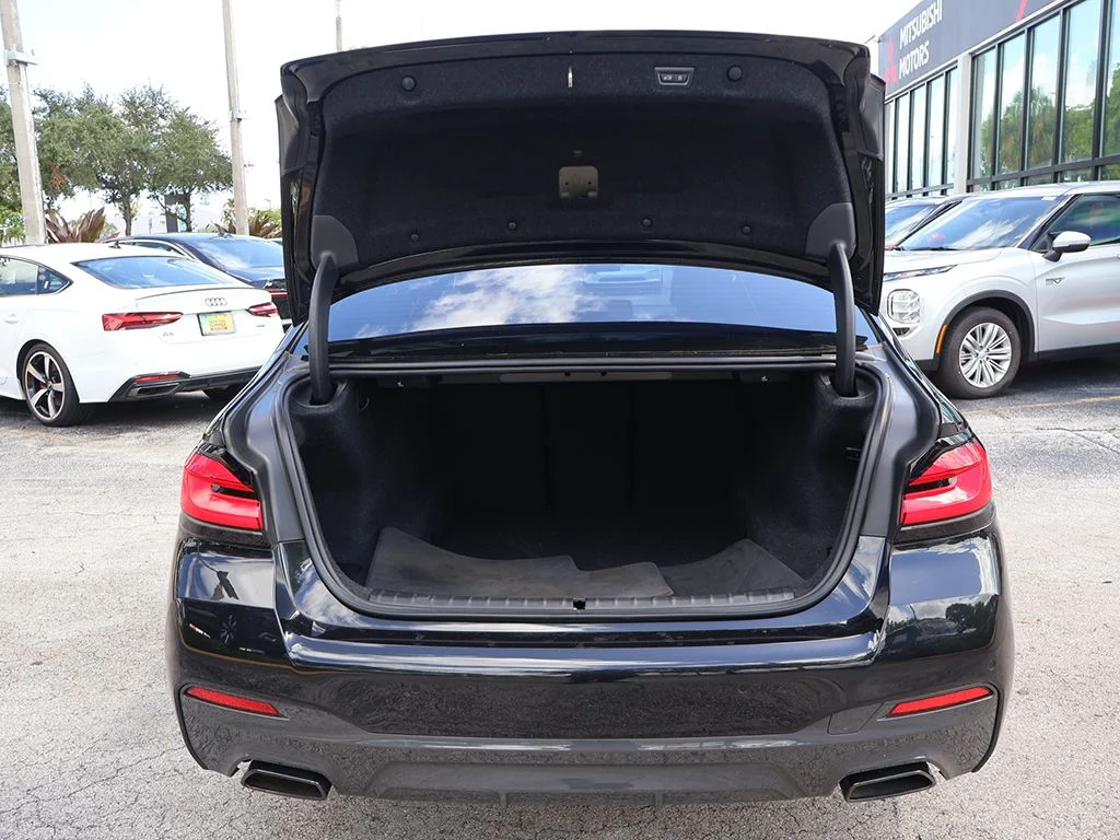 Used 2023 Black BMW 530i image 22