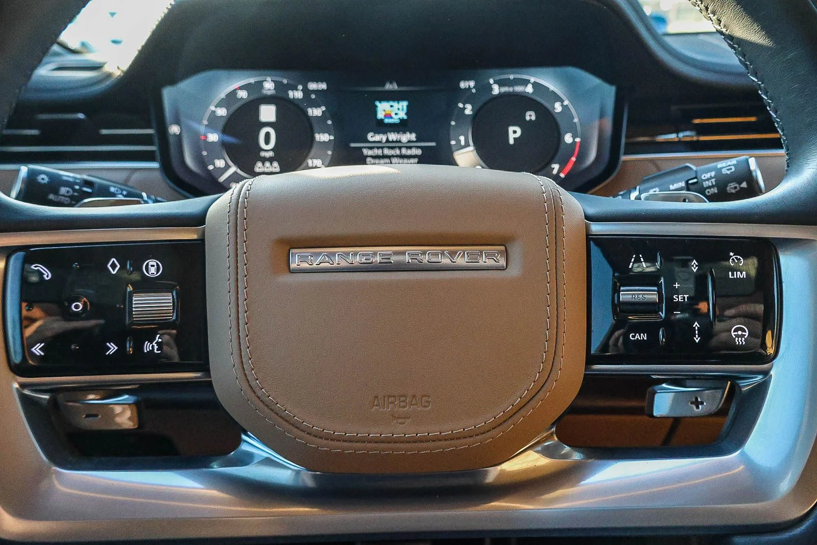 2025 Land Rover Range Rover SE - Photo 36