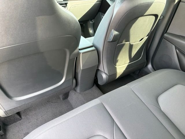 New 2026 Aurora Black Pearl Kia LX image 8