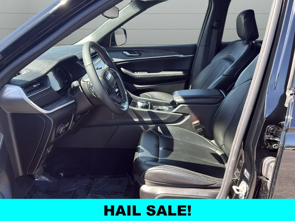 Used 2024 Black Jeep Limited image 10