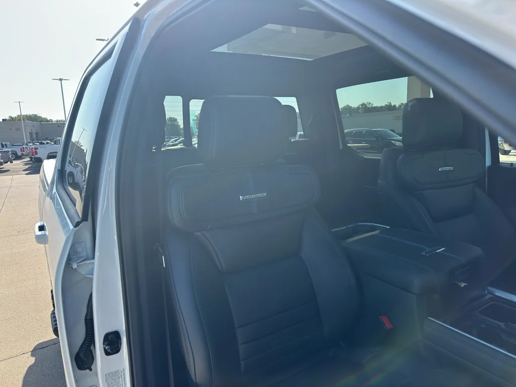 New 2026 Star White Ford Platinum image 36