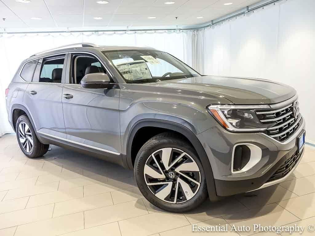 New 2026 Pure Gray Volkswagen 2.0T SEL image 2