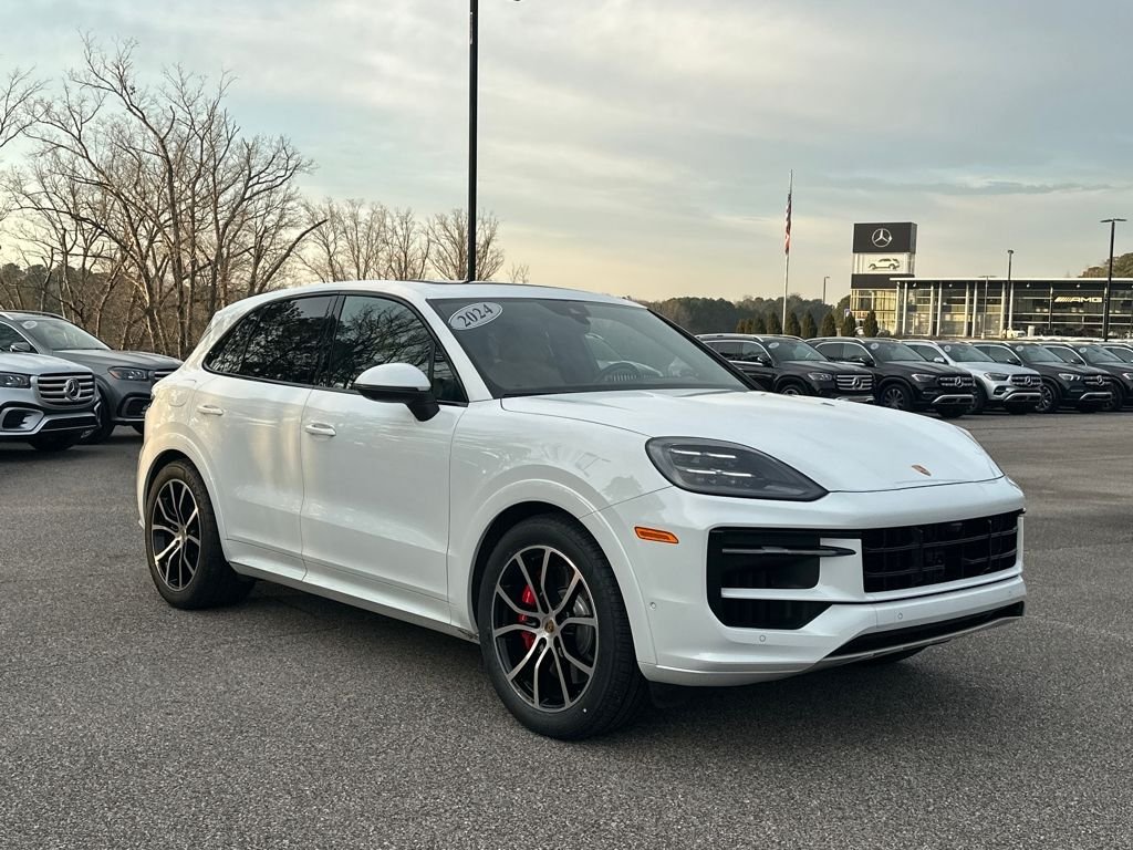 2024 Porsche Cayenne