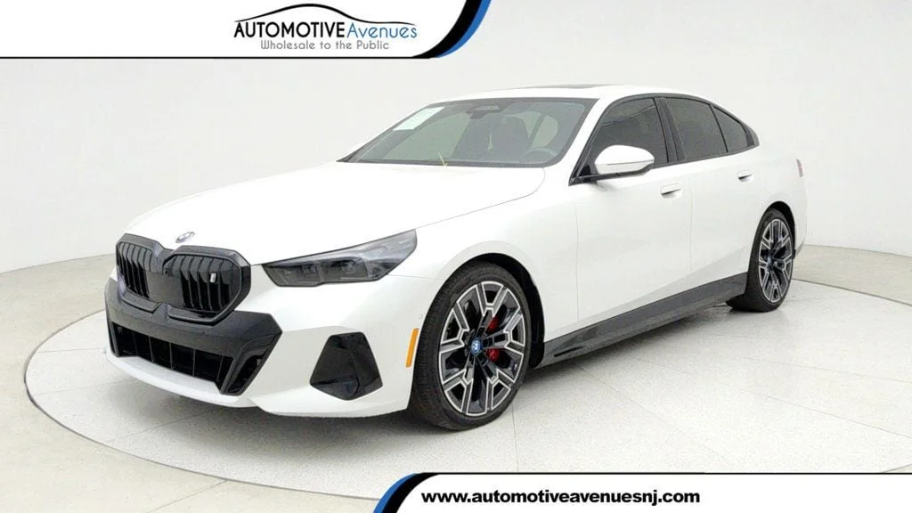 2025 BMW i5 xDrive40 Sedan's photo