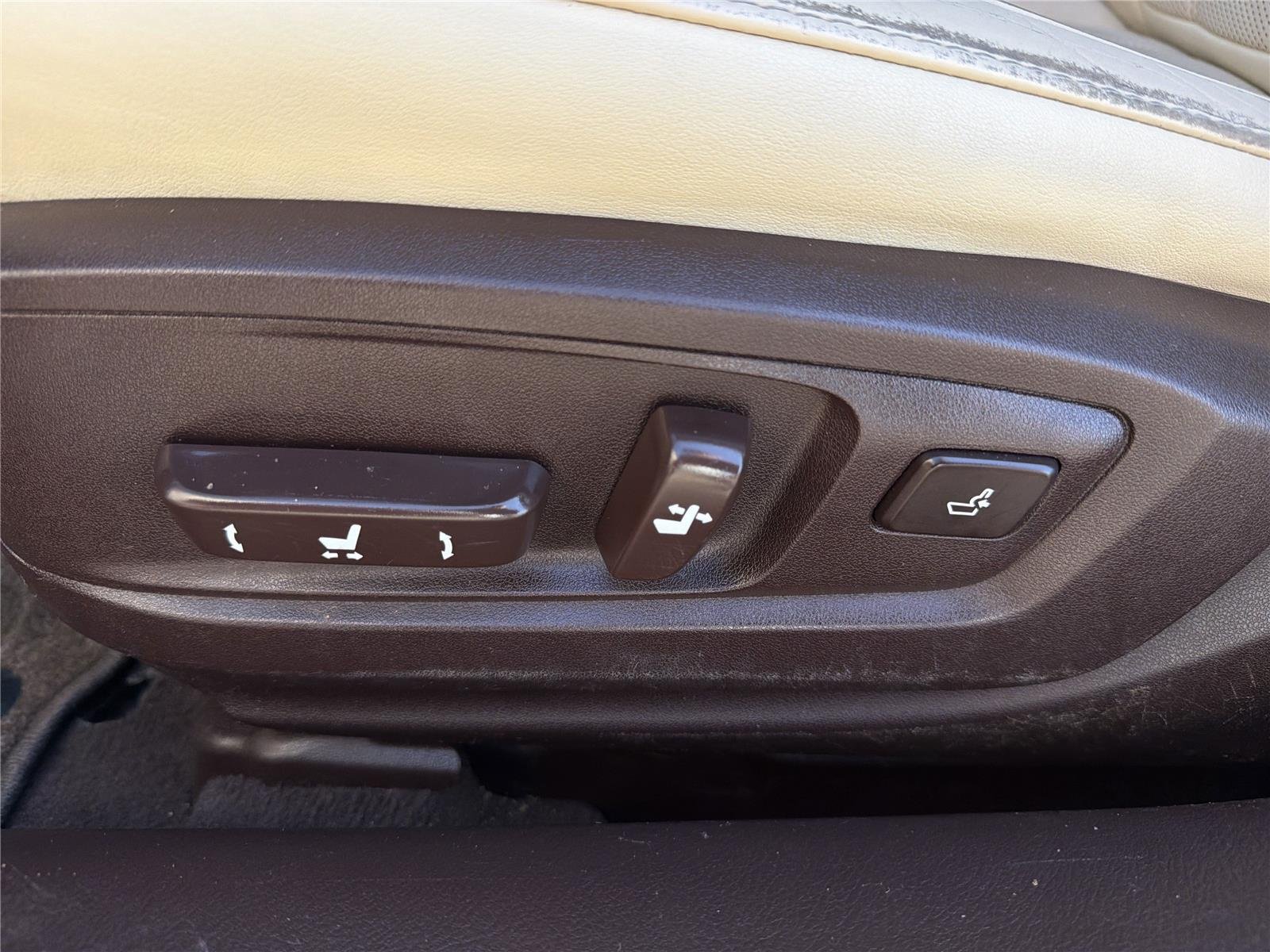 Used 2018  LEXUS  image 26