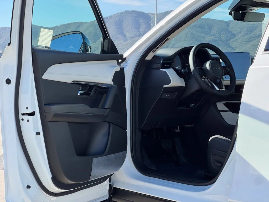 New 2026 White Mazda 2.5 S Preferred image 7