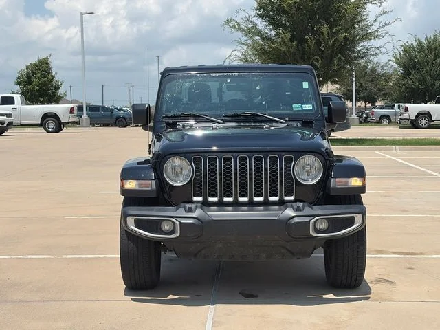 Used 2023 Black Jeep Overland image 2