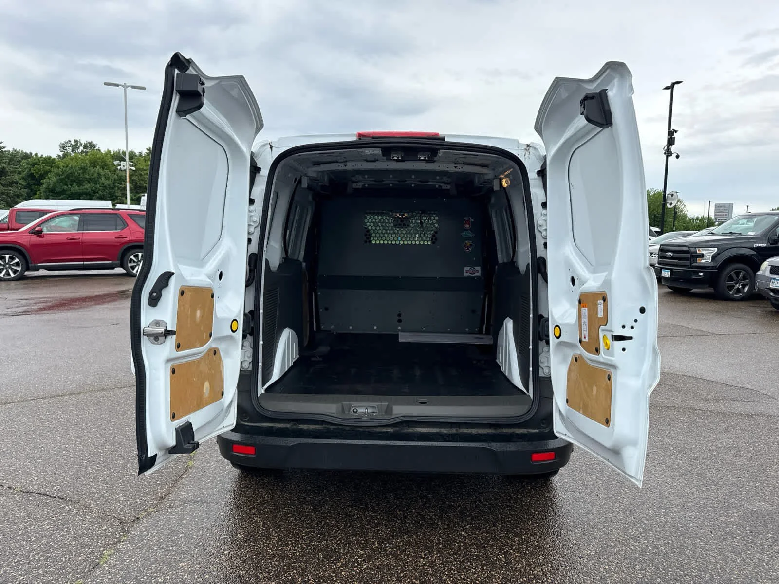 Used 2022 Frozen White Ford XL image 8