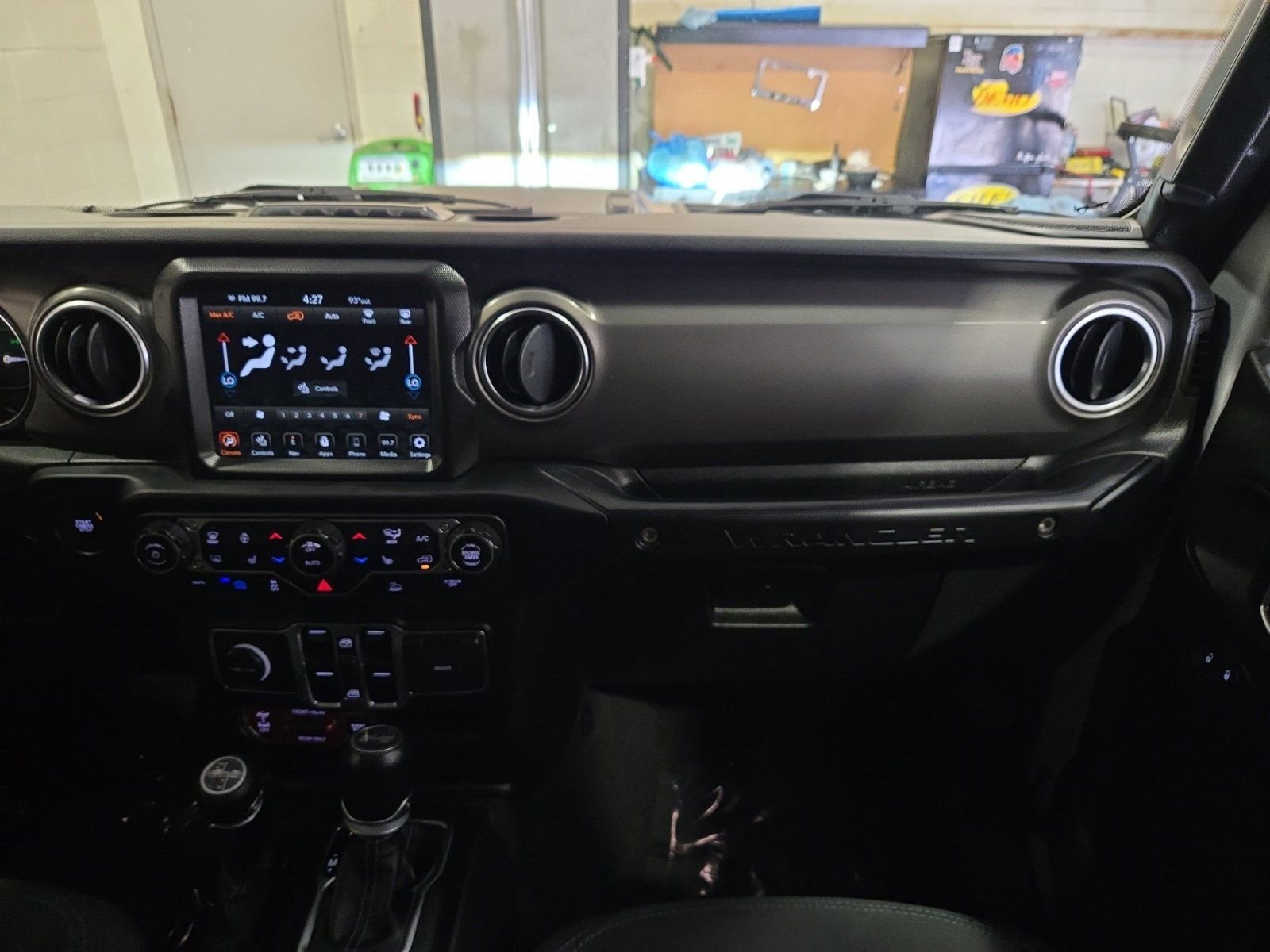Used 2023 Silver Jeep Rubicon 4xe image 20