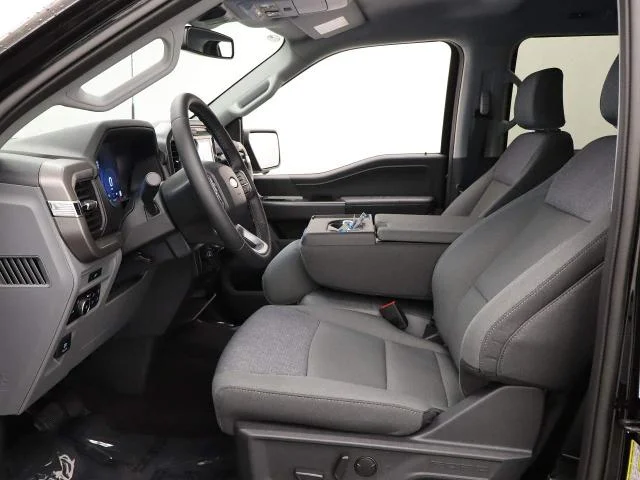 New 2026 Agate Black Metallic Ford XLT image 32