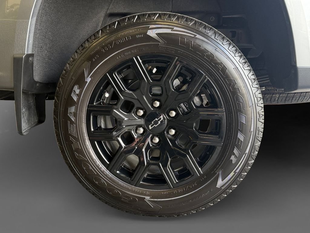 Used 2026 Gray Chevrolet Work Truck image 15