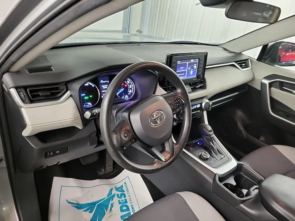Certified Used 2021 Silver Toyota XLE image 9
