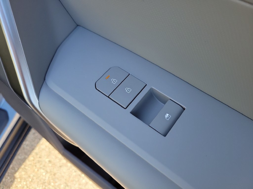 New 2027 Pale Gray Kia EX image 11