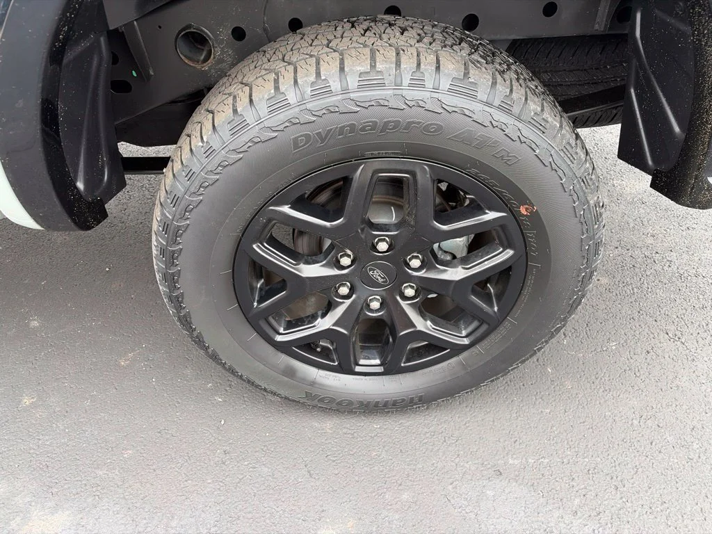 Used 2022 Green Ford XLT image 13