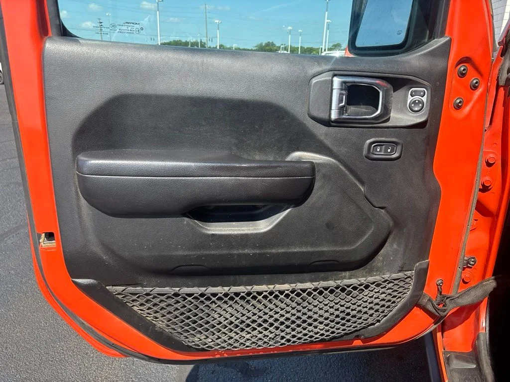 Used 2018 Orange Jeep Unlimited Rubicon image 7