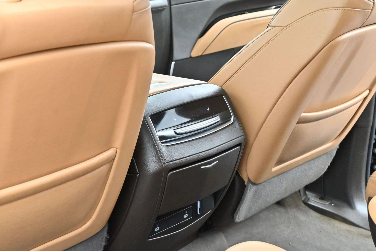 Used 2022 Black Raven Cadillac Sport image 35