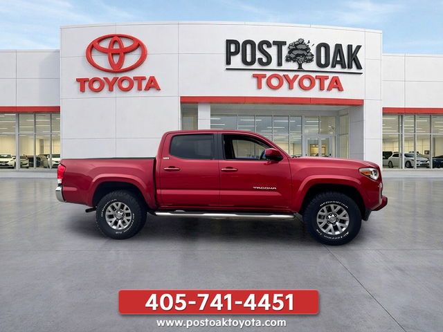 Used 2016 Red Toyota SR5 image 1