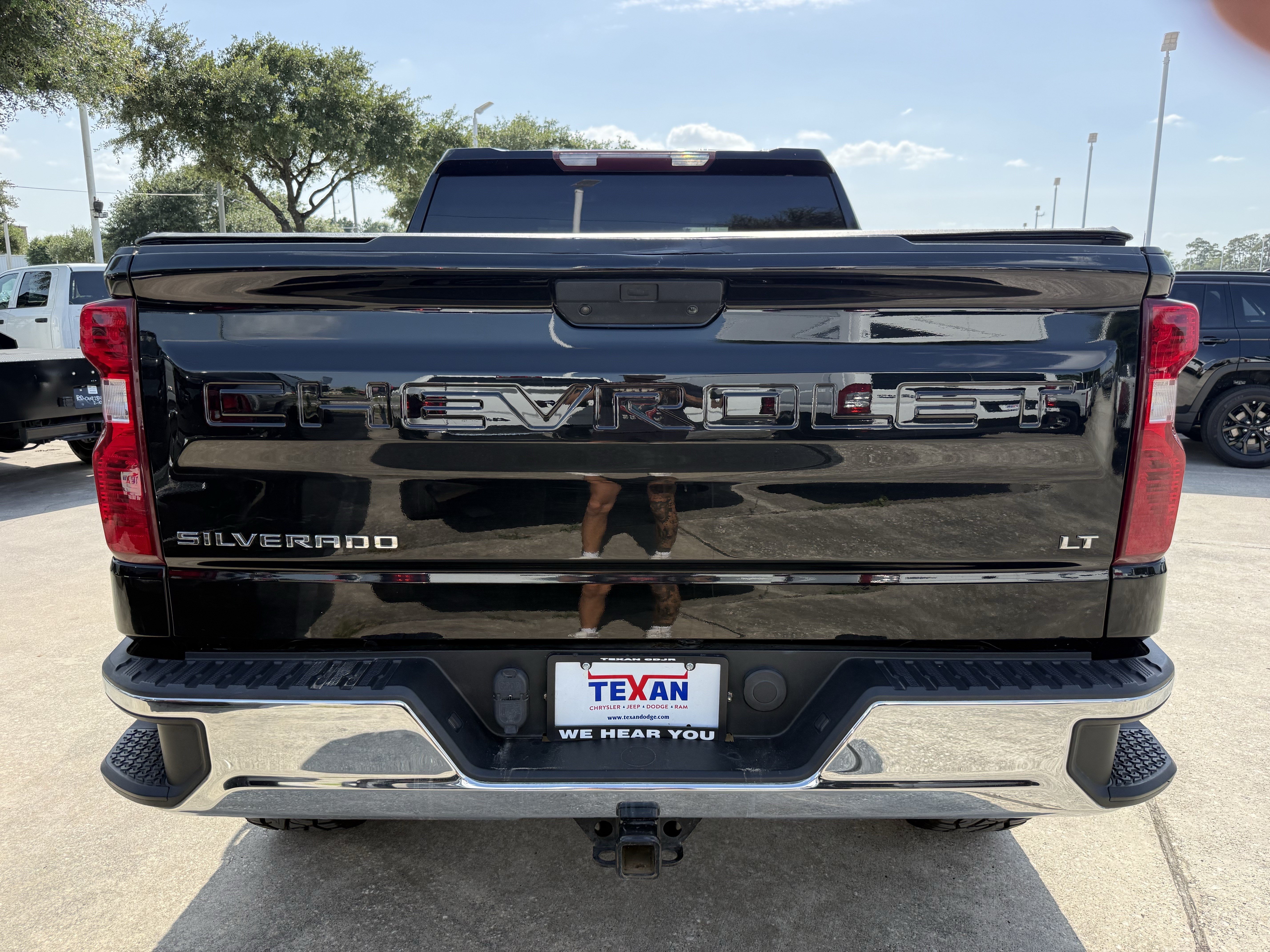 Used 2020 Black Chevrolet LT image 5
