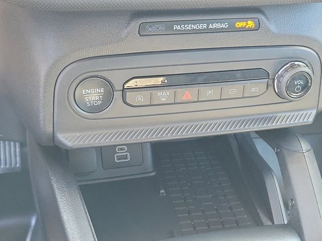 Certified Used 2025 Velocity Blue Metallic Ford Badlands image 19
