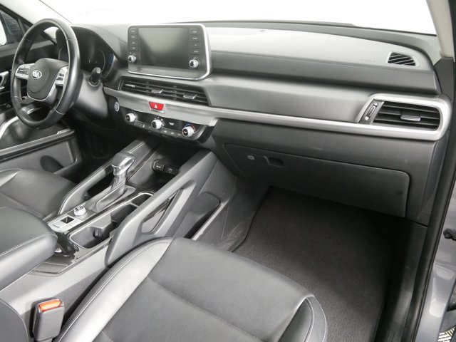 Used 2020 Everlasting Silver Kia LX image 18