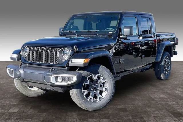 2026 Jeep Gladiator Sahara Auto's photo
