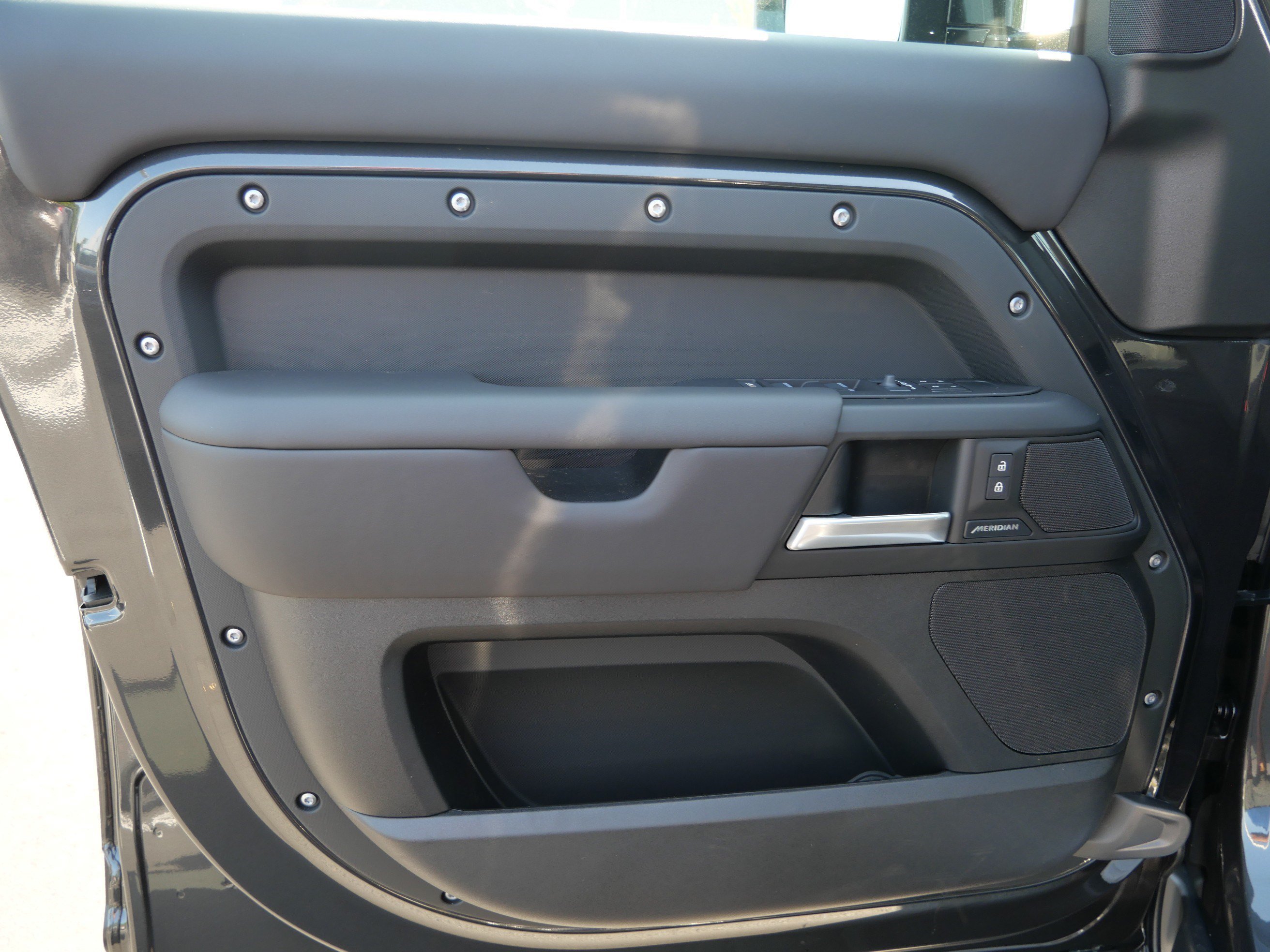New 2026 Carpathian Grey Land Rover S image 4