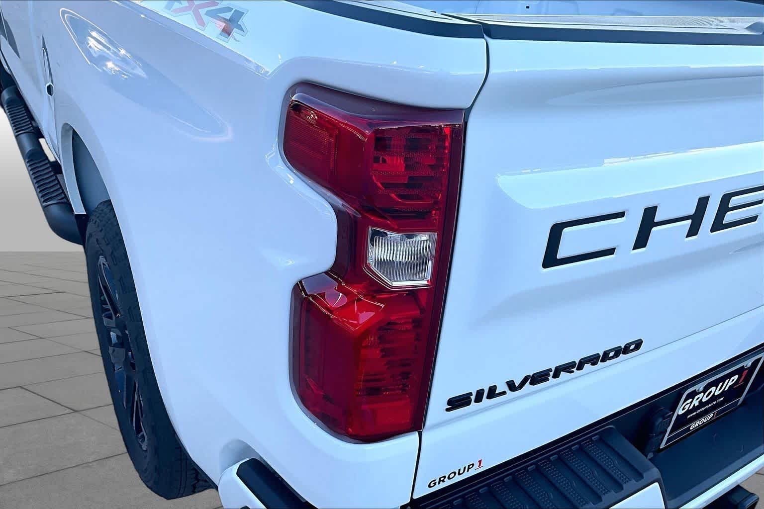 2026 Chevrolet Silverado 1500 Custom - Photo 15