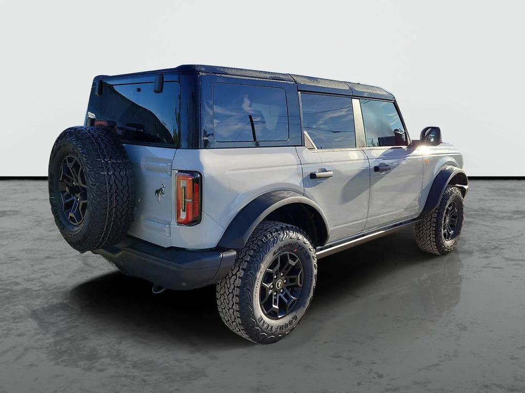 New 2026 Avalanche Ford Badlands® image 2