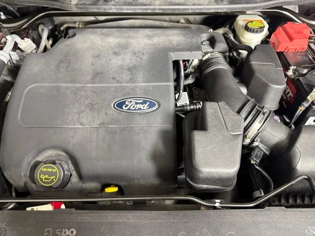Used 2015 Bronze Ford Limited image 9