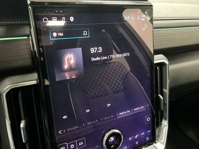 2027 GMC Acadia Denali - Photo 14