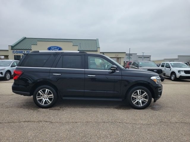 Used 2024 Black Metallic Ford Limited image 27