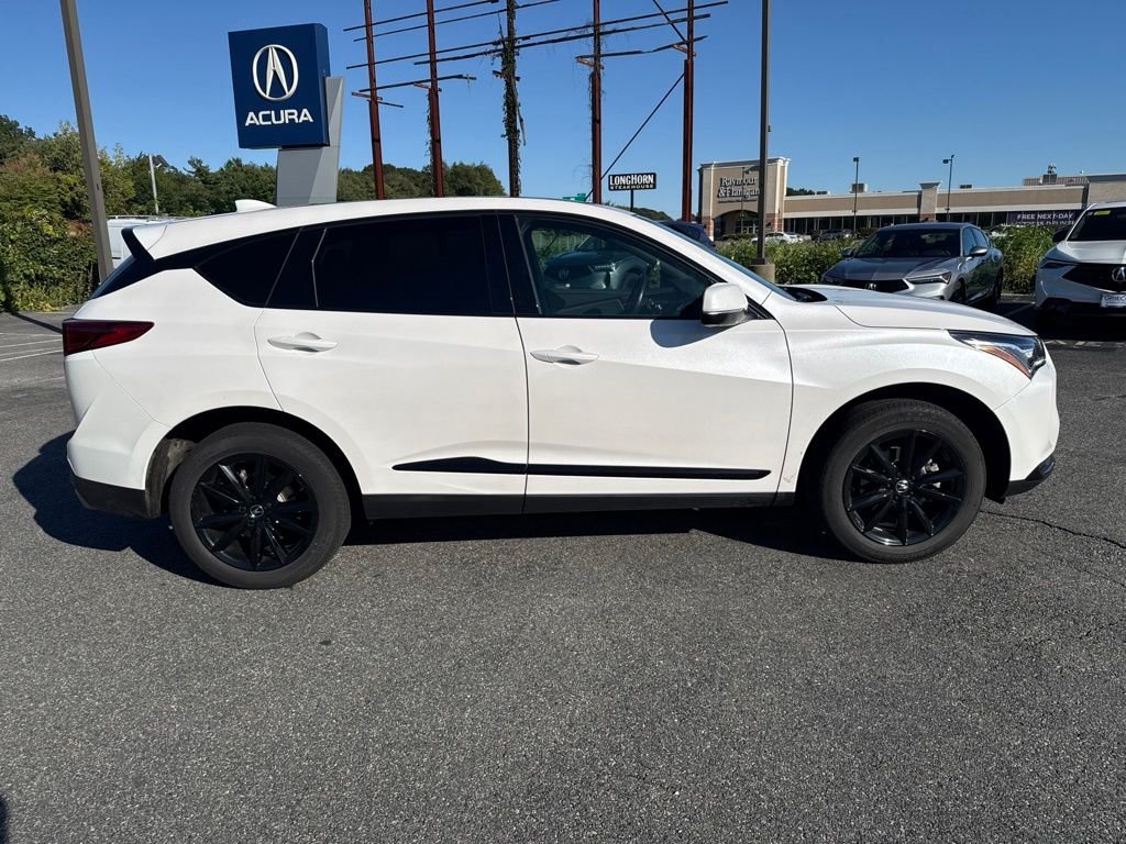 Used 2025 White Acura Base image 1