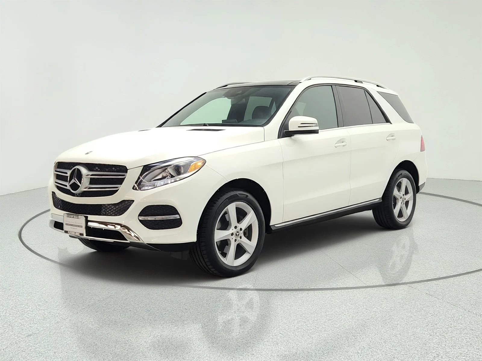 Used 2017 Polar White Mercedes-Benz GLE 350 SUV image 1