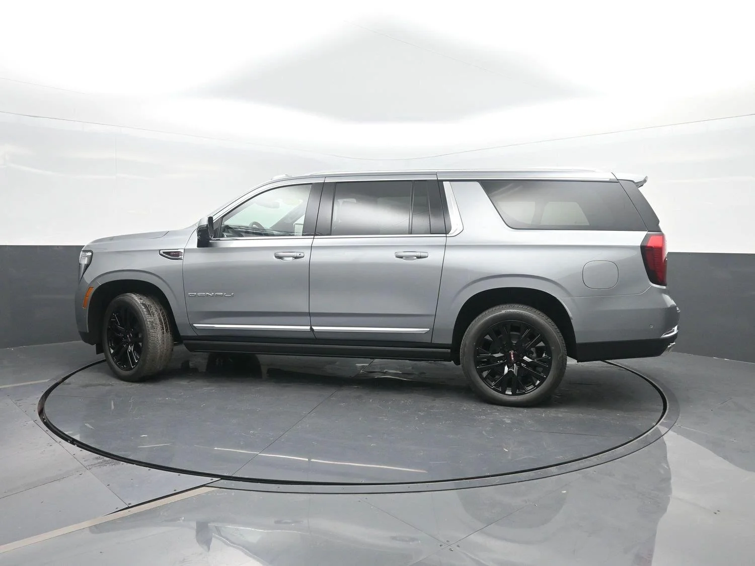 2026 GMC Yukon XL Denali - Photo 49