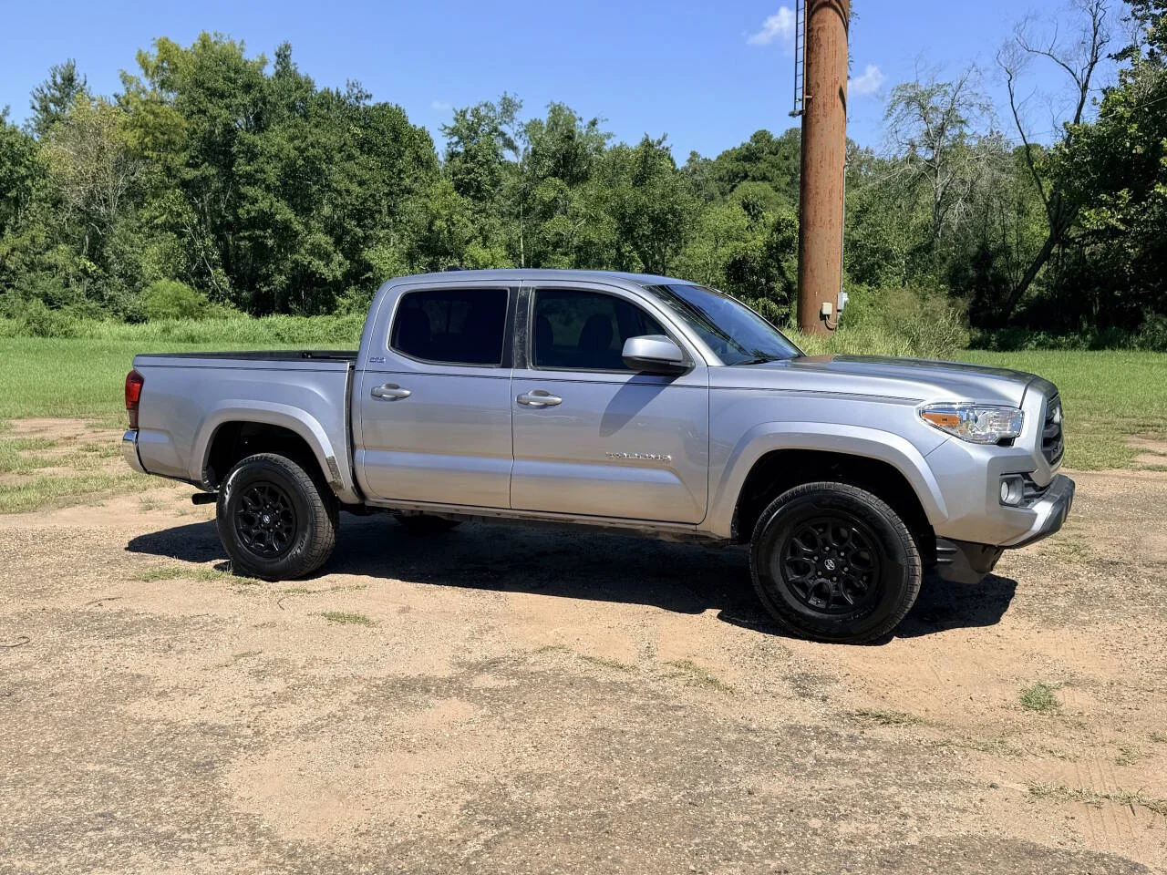 Used 2019 Silver Toyota SR5 V6 4x2 4dr Double Cab 5.0 ft SB image 8