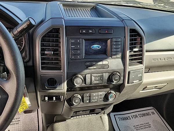 2020 Ford F-450 Super Duty Chassis Cab XL - Photo 16
