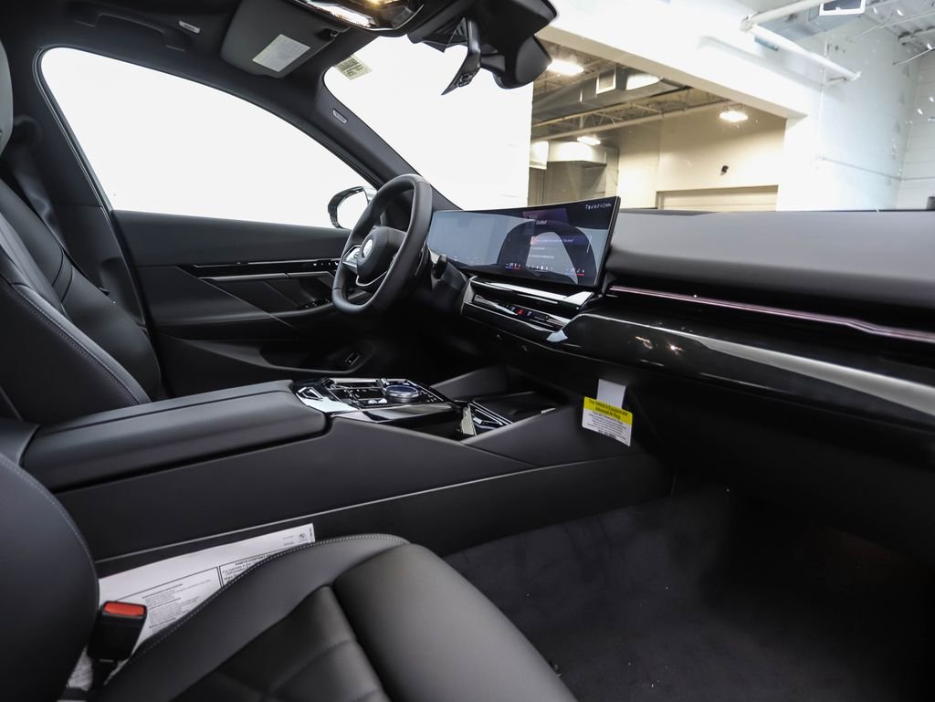 2026 BMW 5 Series 530i - Photo 30
