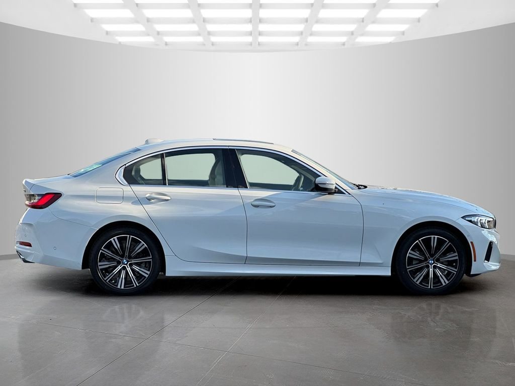 Used 2026 Alpine White BMW 330i image 7