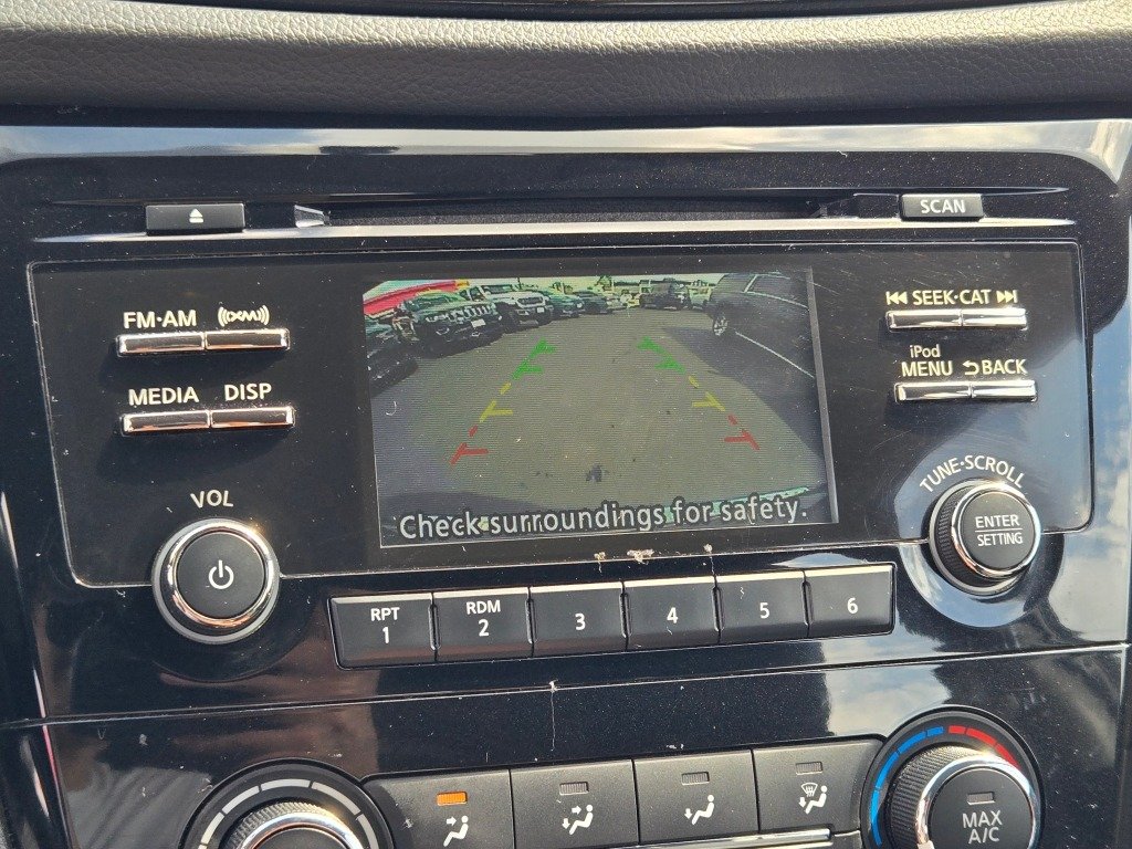 Used 2017 Black Nissan S image 23