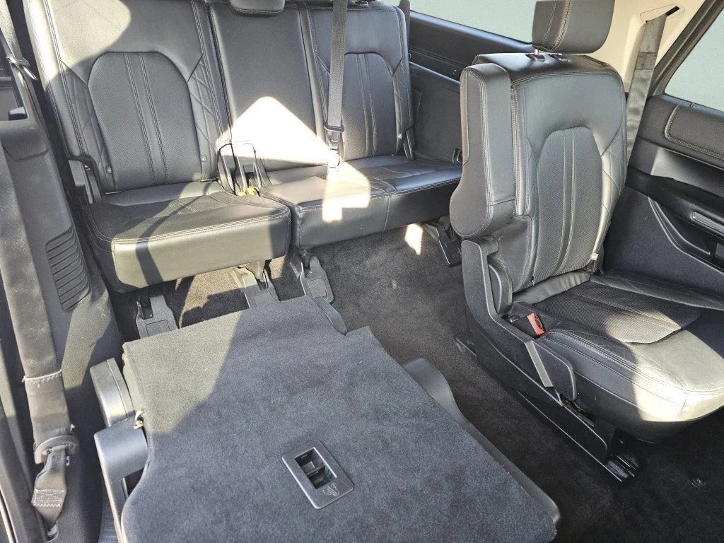 Used 2018 Shadow Black Ford Platinum image 5