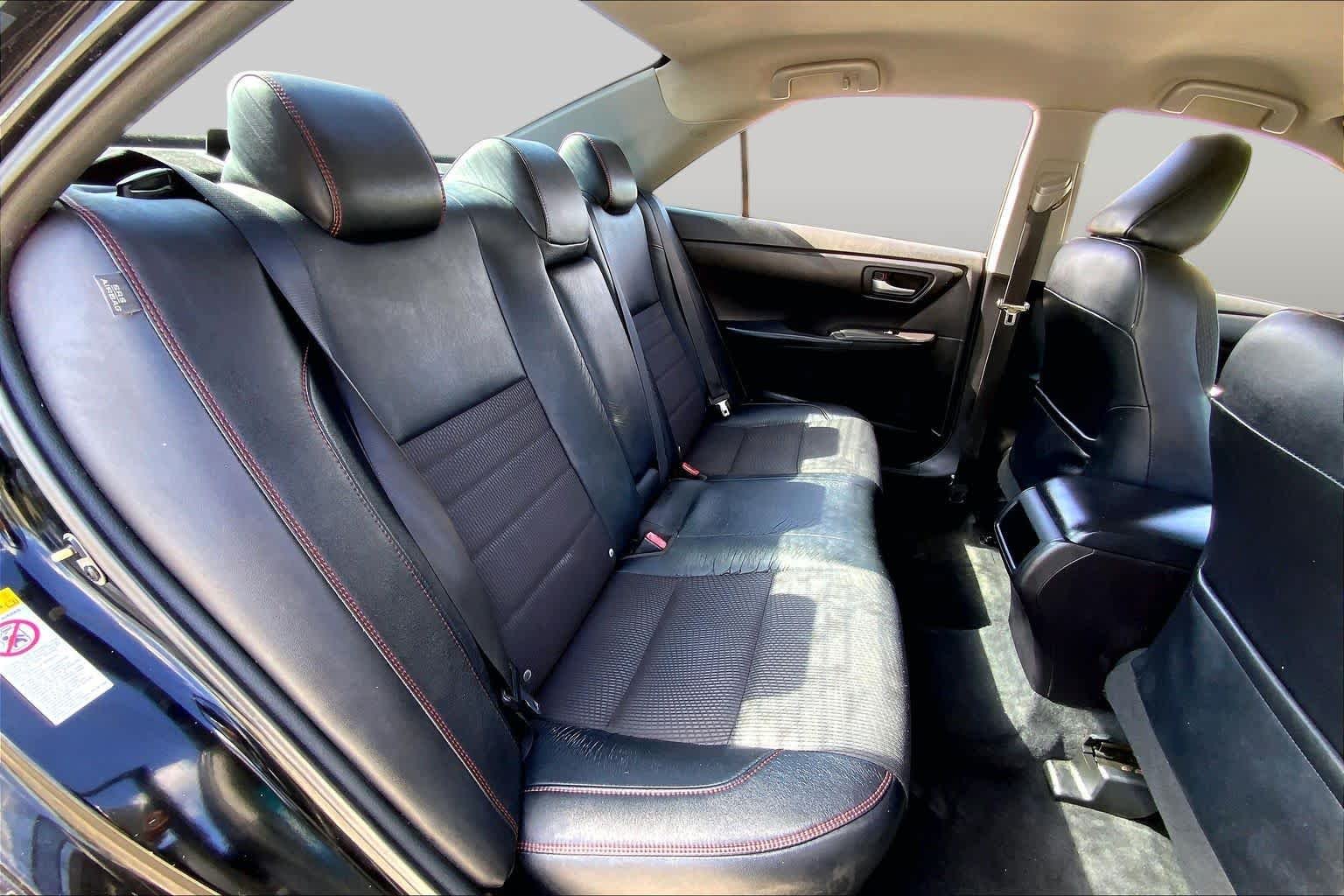 Used 2017 Midnight Black Metallic Toyota SE image 19