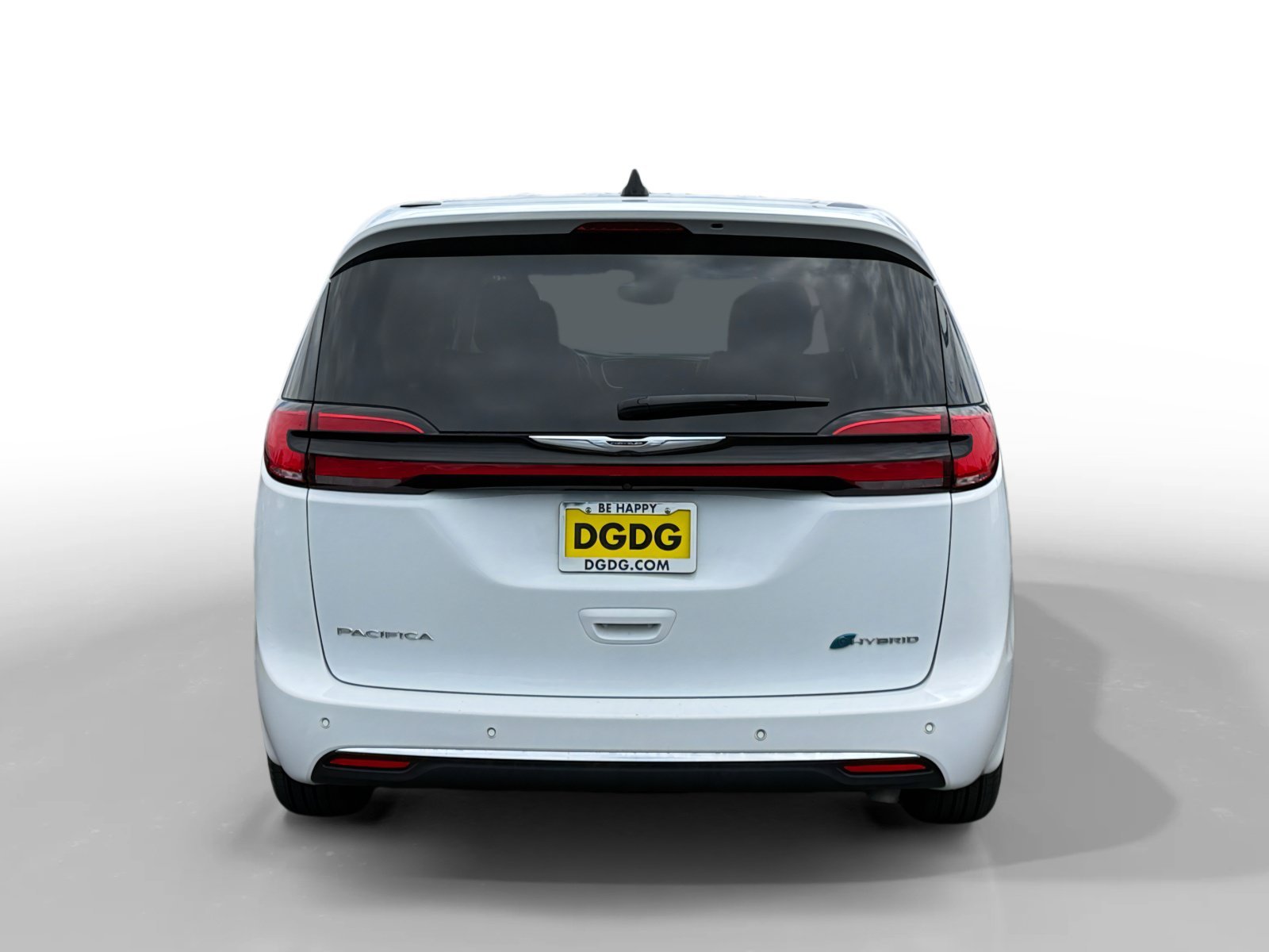 Used 2023 Bright White Clearcoat Chrysler Touring L image 4