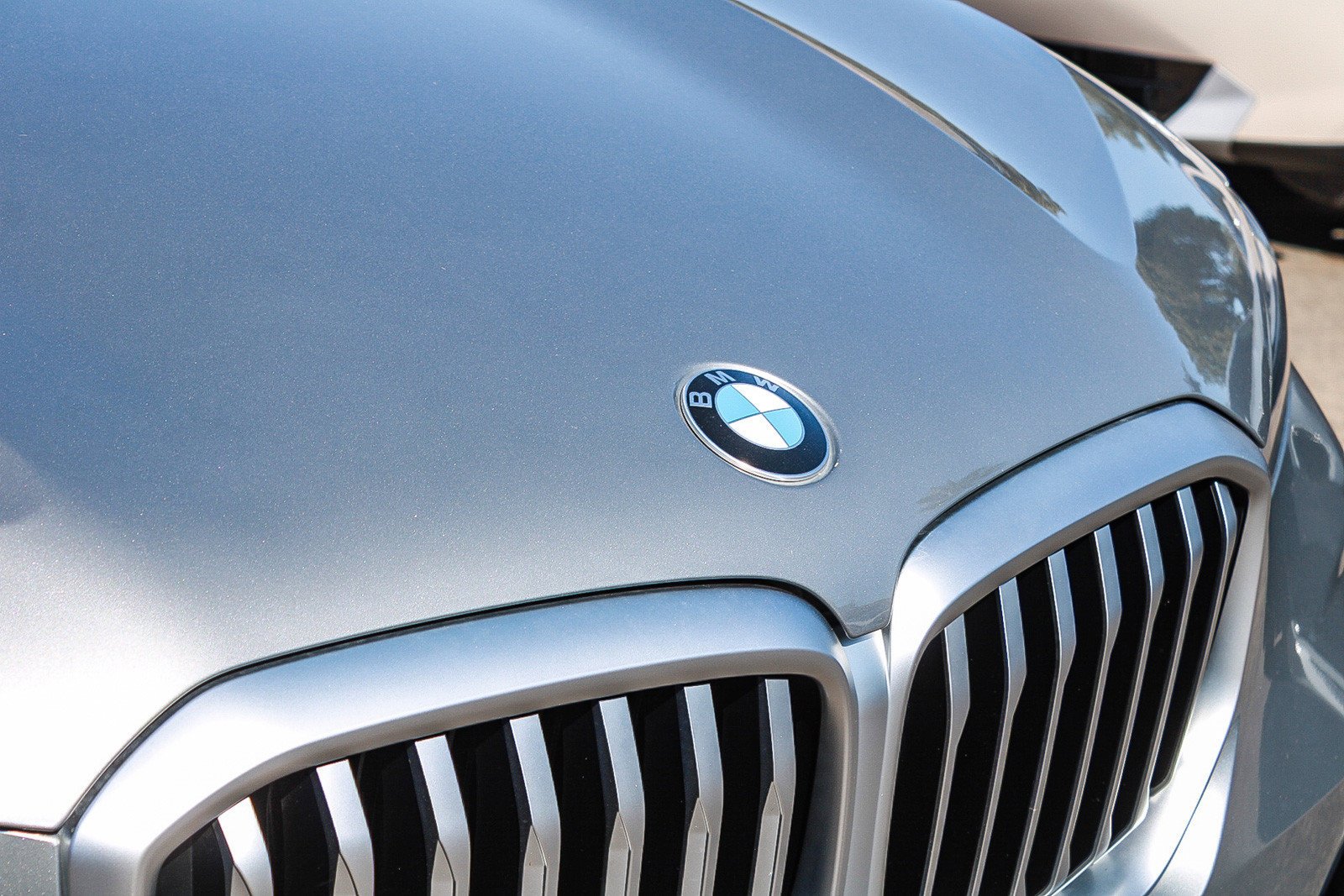 Used 2024 Skyscraper Grey Metallic BMW sDrive40i image 10