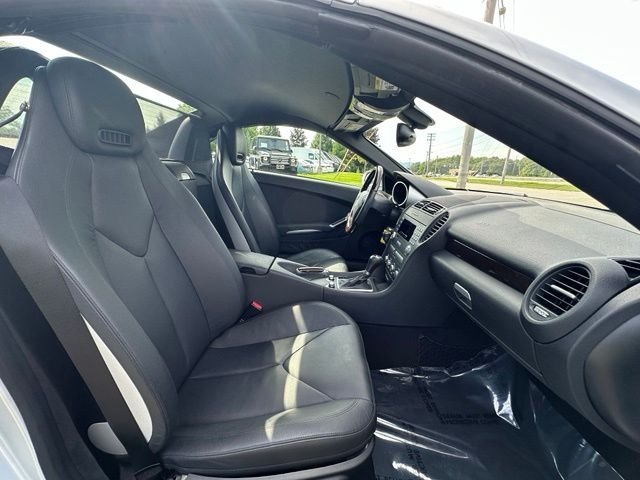 Used 2007 Gray Mercedes-Benz SLK 280 image 20