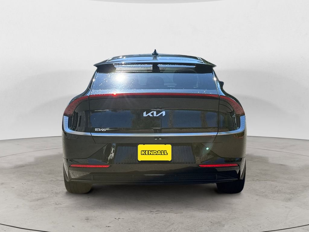 Used 2023 Black Kia Wind image 6