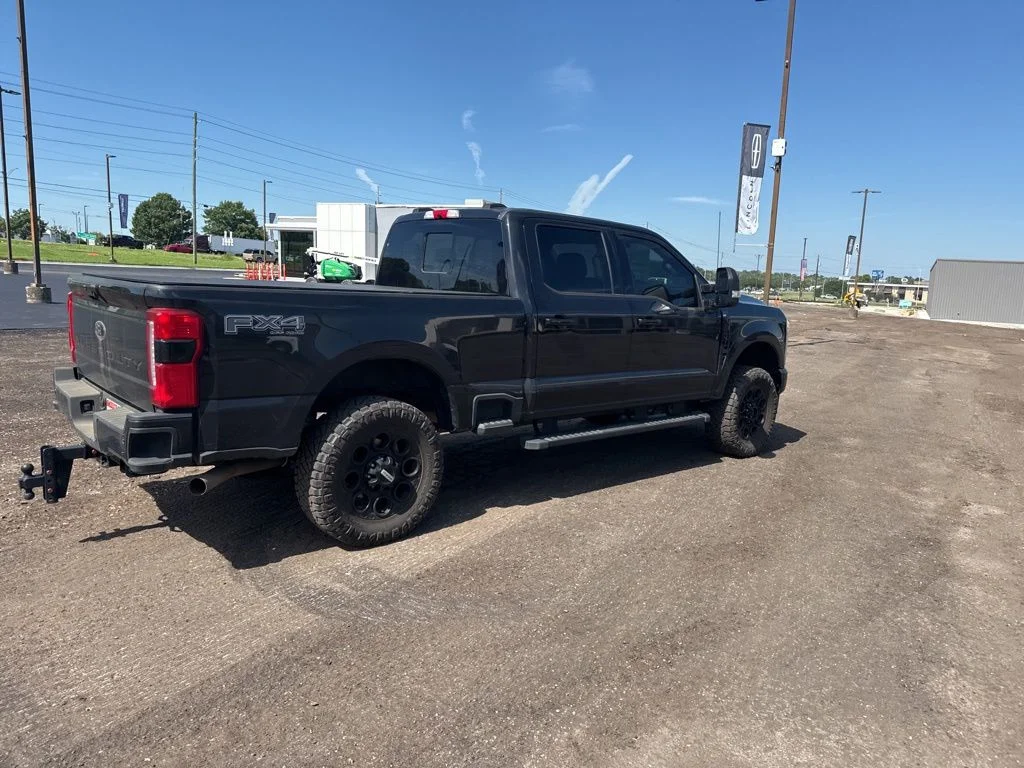 Used 2024 Black Ford XLT image 12