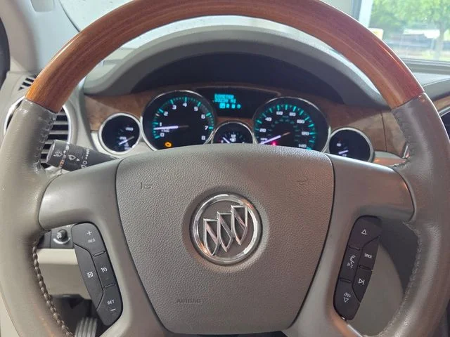Used 2012 White Buick Leather Group image 27